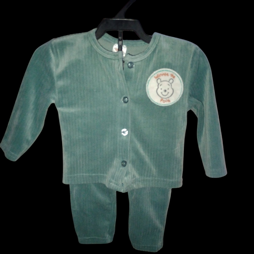 Disney Green Winnie the Pooh Kids Matching Set